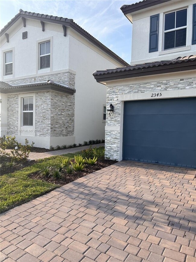 2345 NW 131st Cir in Westview, FL - Building Photo - Building Photo