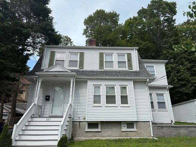 property at 221 S Central Ave