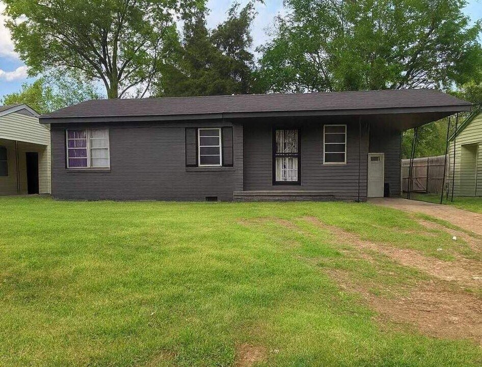 640 Leacrest Ave in Memphis, TN - Building Photo