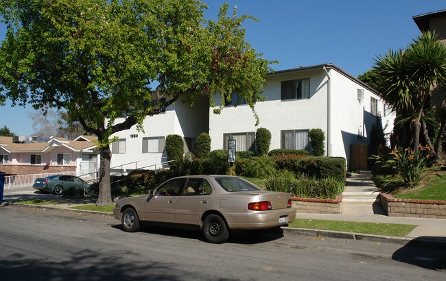 1256 Boynton St in Glendale, CA - Building Photo - Building Photo