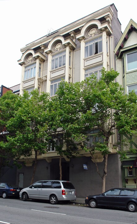 1140 Pine St in San Francisco, CA - Building Photo