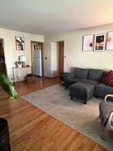 541 N 109th St in Wauwatosa, WI - Building Photo - Building Photo