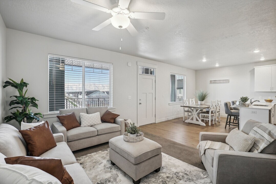 Arrowhead Place Luxury Apartment Homes in Payson, UT - Foto de edificio