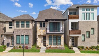 8040 Ingram Dr in Plano, TX - Building Photo