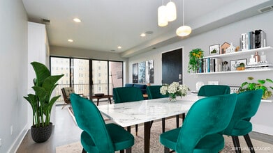 1926 N Lincoln Park W in Chicago, IL - Building Photo - Building Photo