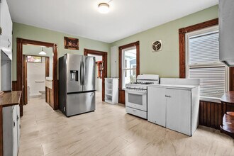 587 3rd Ave in West Haven, CT - Building Photo - Building Photo