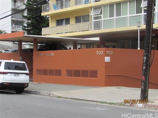 303 Lili?uokalani Ave in Honolulu, HI - Building Photo - Building Photo