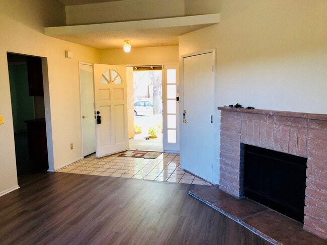 1305 Windsor Pl in Palmdale, CA - Building Photo - Building Photo