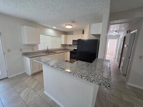 12303 Dapple Ln in Houston, TX - Foto de edificio - Building Photo