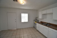 1007 C St in Las Vegas, NV - Building Photo - Building Photo