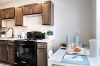 2549 N Bancroft St - 6