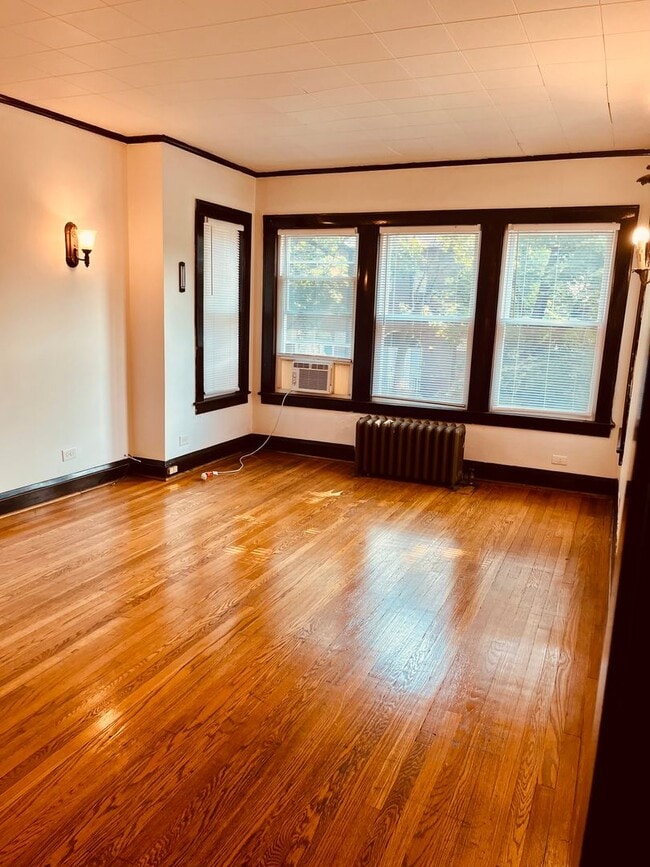 property at 2520 N Seminary Ave