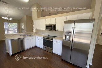 515 49th St E in Bradenton, FL - Foto de edificio - Building Photo