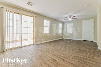301 N Sunrise in Mesa, AZ - Building Photo - Building Photo
