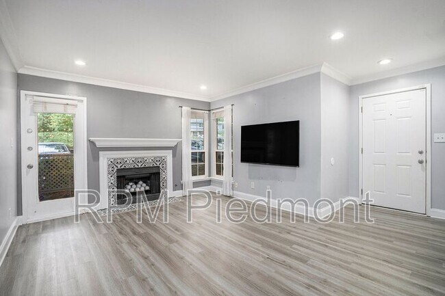 property at 6820 Glenridge Dr
