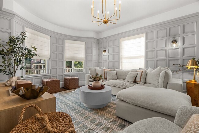 property at 60 Roslin St