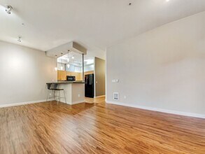 521 7th Ave in Kirkland, WA - Building Photo - Building Photo