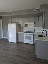 16 Lawrence St, Unit 1 Apartamentos