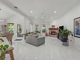 10903 Wilson Oaks Dr, Unit 3 in San Antonio, TX - Building Photo