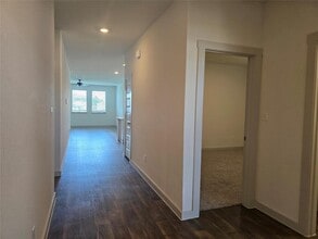 200 Lavaca River Ln in Hutto, TX - Building Photo - Building Photo
