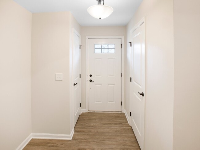 411 Cross Country Way in Durham, NC - Building Photo - Building Photo