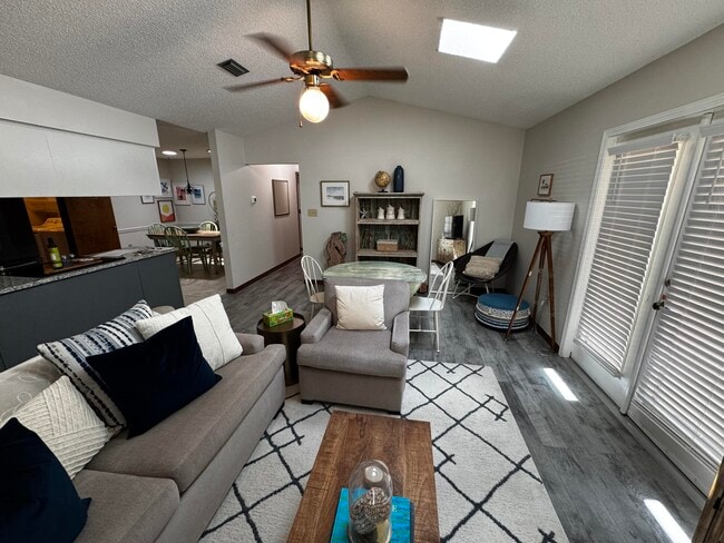 property at 8817 Kiwi Pl