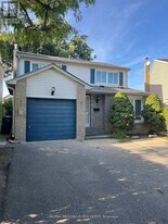 18 Junewood Crescent in Brampton, ON - Building Photo