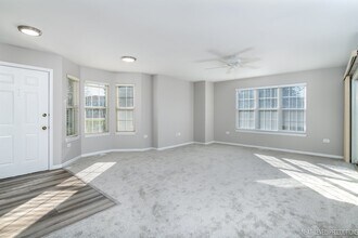 2932 Bartlett Ct in Naperville, IL - Building Photo - Building Photo