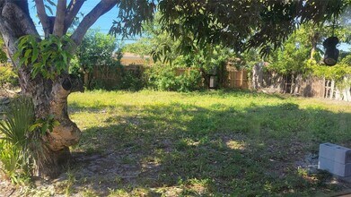 1821 NW 2nd Ave in Pompano Beach, FL - Building Photo - Building Photo