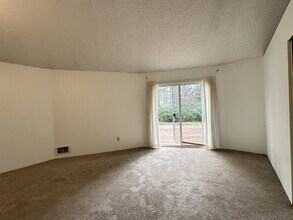 467 Quinault Ave SE in Ocean Shores, WA - Building Photo - Building Photo