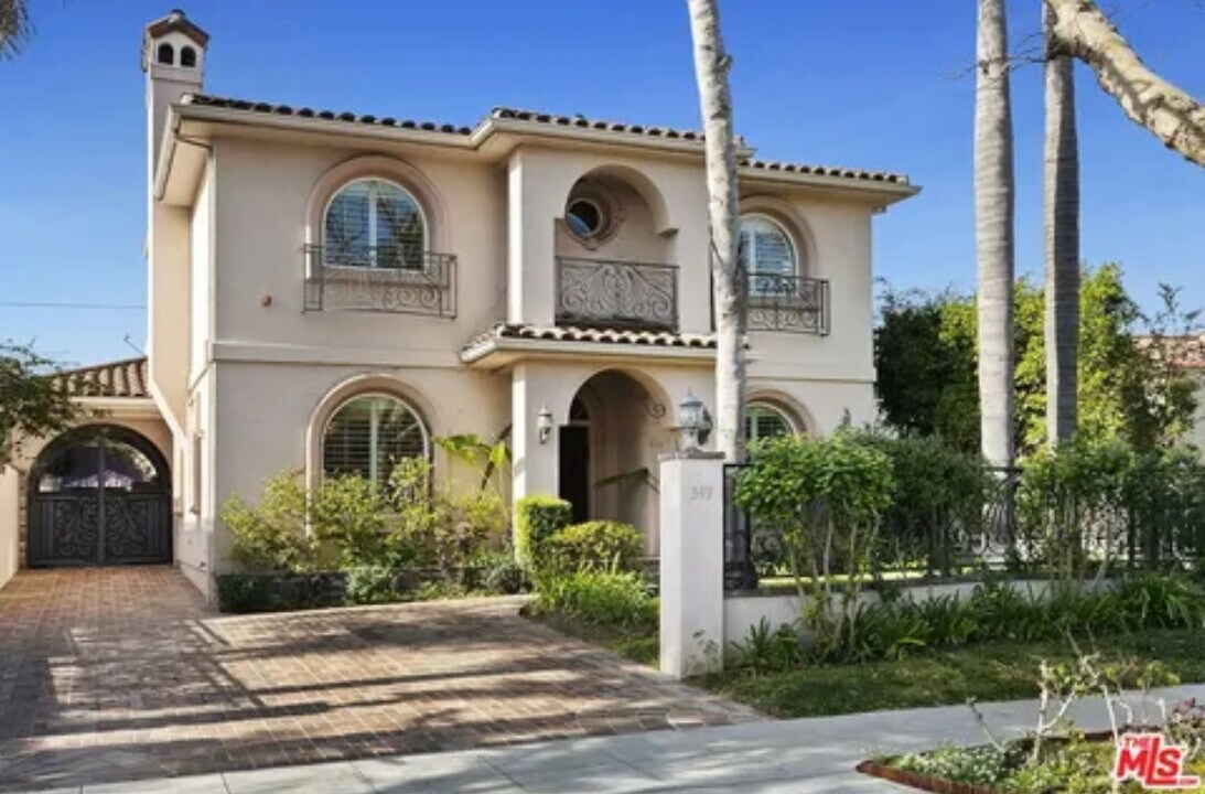 349 S La Peer Dr in Beverly Hills, CA - Foto de edificio