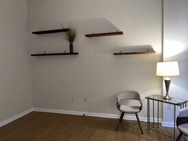 440 L St NW, Unit 106 in Washington, DC - Building Photo