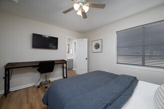 1528 E Devine St in Tyler, TX - Building Photo - Building Photo