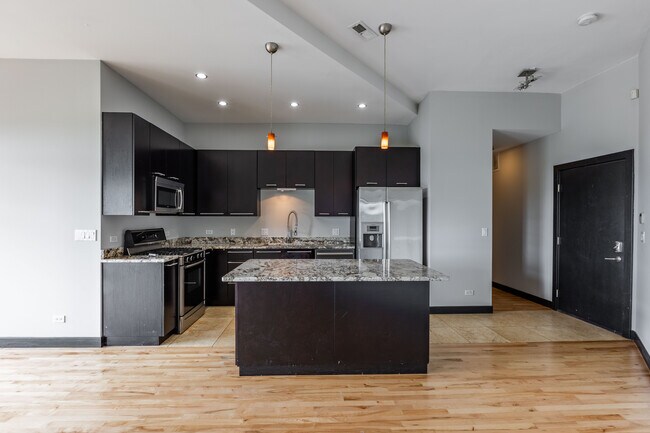 property at 2319 N Damen Ave