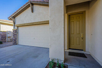 1857 W Periwinkle Way in Chandler, AZ - Building Photo - Building Photo
