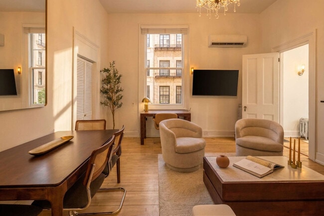 3 E 9th St, Unit SI ID1473046P in New York, NY - Foto de edificio - Building Photo