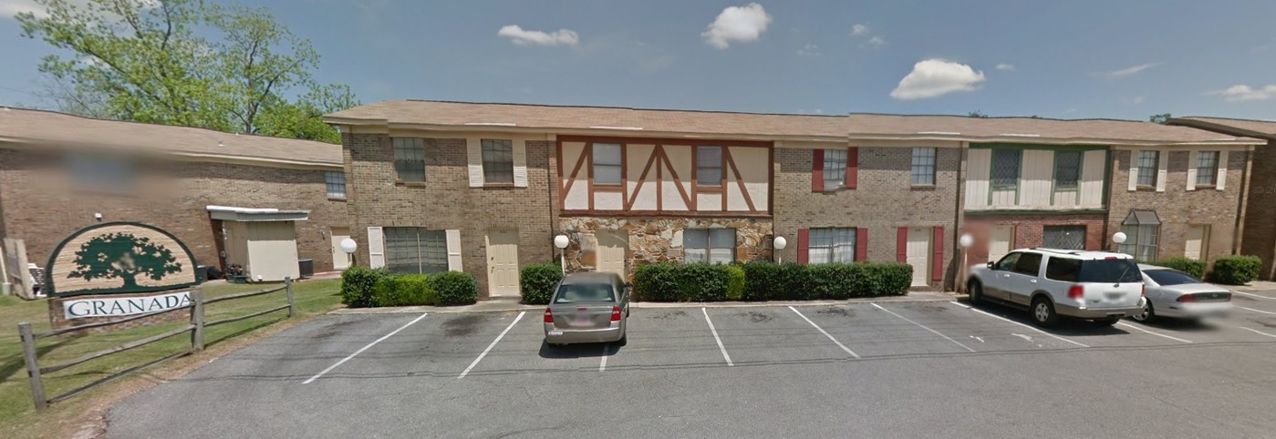 Granada Apartments in Dothan, AL - Building Photo