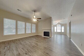 19706 Kilborne Park Ln in Spring, TX - Building Photo - Building Photo