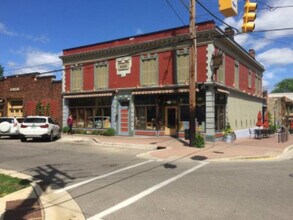 161 Union Ave NE, Unit Apt # 1 in Grand Rapids, MI - Building Photo - Building Photo