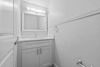 The Townhomes of Canton in Canton, MI - Building Photo - Building Photo