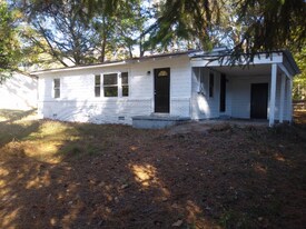 2371 Brackett St SW in Marietta, GA - Building Photo