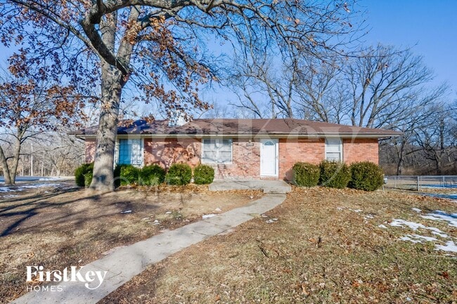 property at 7600 E 70th Terrace