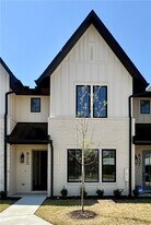 825 NW 14th St in Bentonville, AR - Building Photo