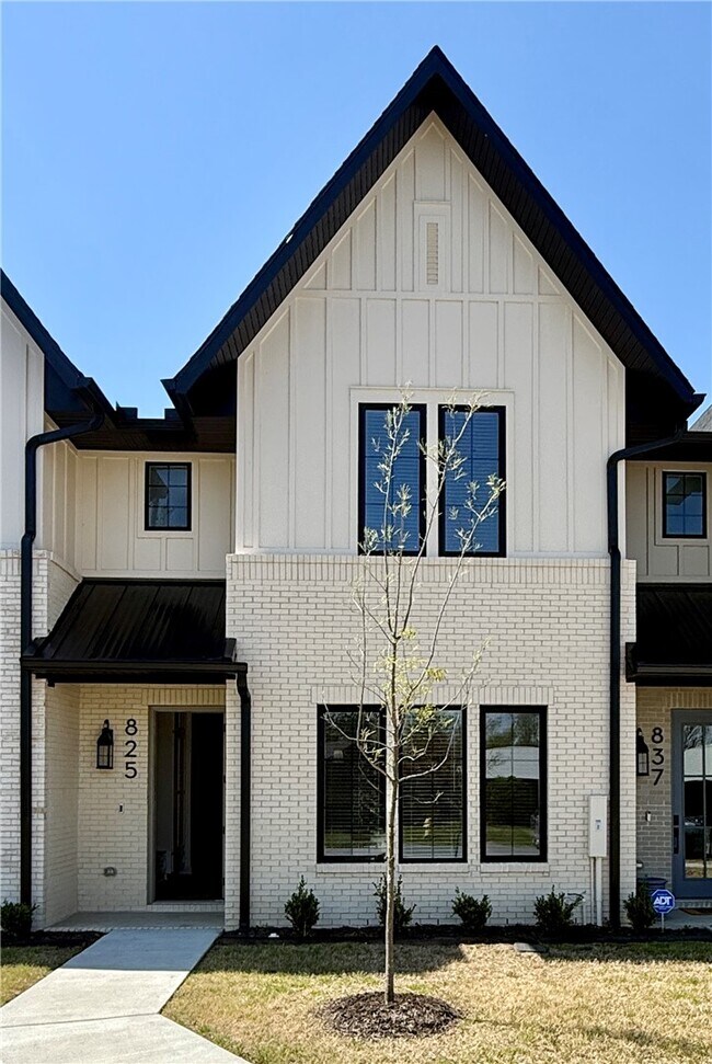 property at 825 NW 14th St