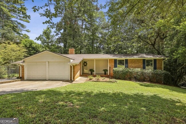 property at 3705 Donaldson Dr NE