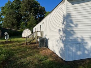192 Westside Cir in Zebulon, NC - Building Photo - Building Photo