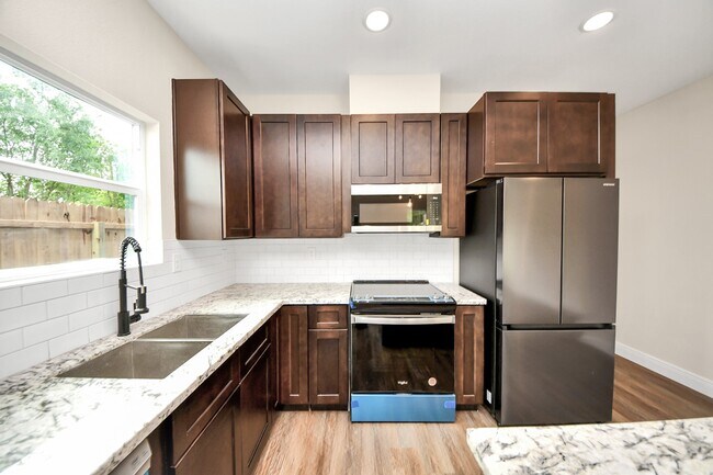 3808 Hiford Dr in Houston, TX - Building Photo - Building Photo