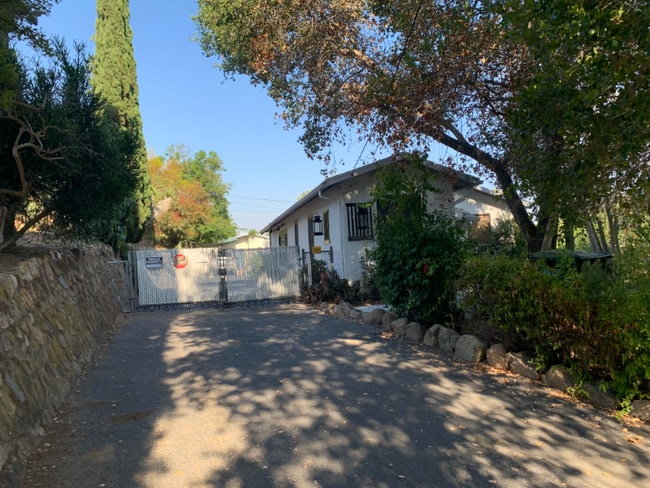 0 Unknown in Vista, CA - Building Photo - Building Photo