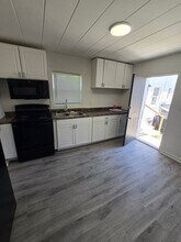 688-694-694 N James Rd in Columbus, OH - Building Photo - Building Photo