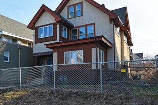 3029-3031 Chicago Ave in Minneapolis, MN - Building Photo